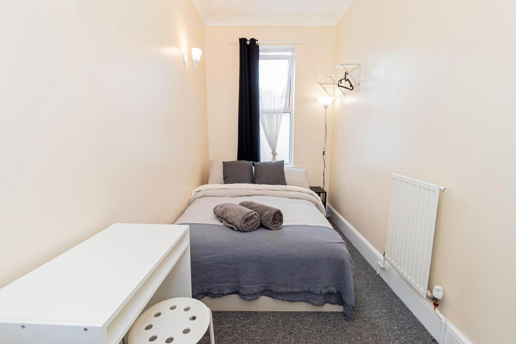 Shirley House 5, Guest House, Self Catering, Self Check In With Smart Locks, Use Of Fully Equipped Kitchen, Close To City Centre, Ideal For Longer Stays And Fawley Contractors Southampton Bagian luar foto