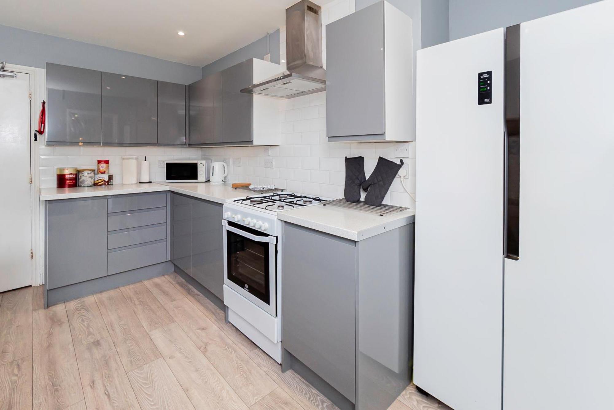 Shirley House 5, Guest House, Self Catering, Self Check In With Smart Locks, Use Of Fully Equipped Kitchen, Close To City Centre, Ideal For Longer Stays And Fawley Contractors Southampton Bagian luar foto