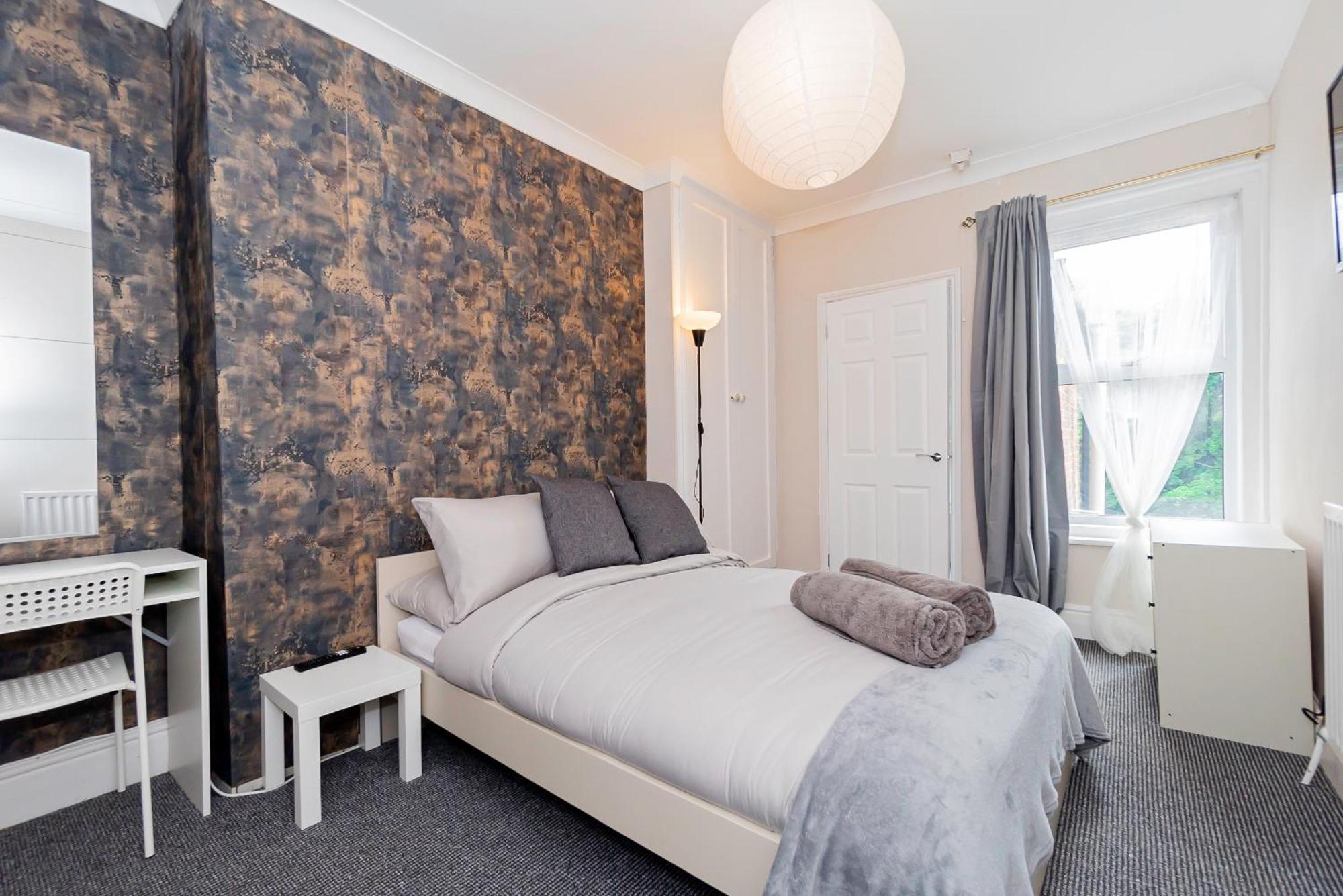 Shirley House 5, Guest House, Self Catering, Self Check In With Smart Locks, Use Of Fully Equipped Kitchen, Close To City Centre, Ideal For Longer Stays And Fawley Contractors Southampton Bagian luar foto