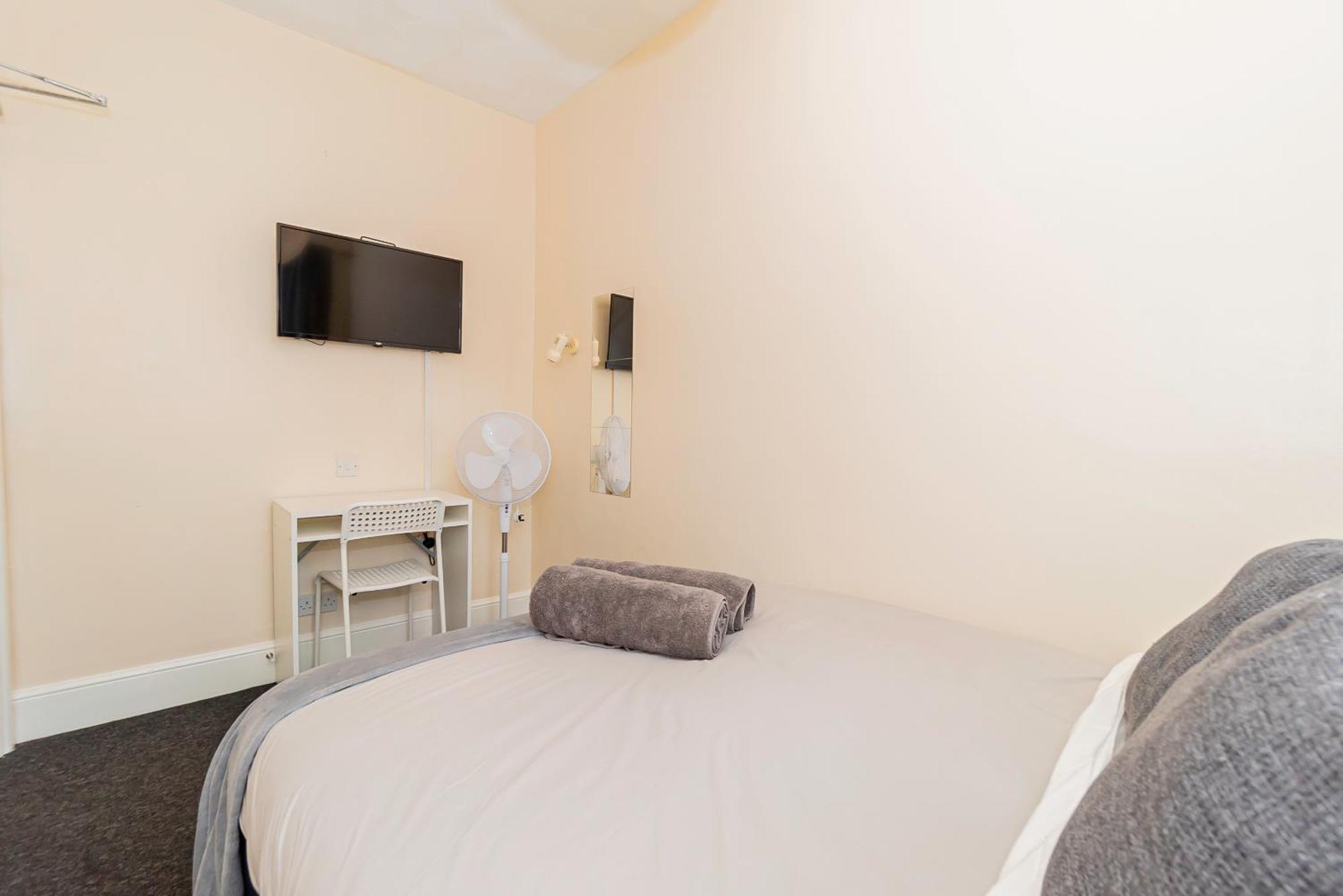 Shirley House 5, Guest House, Self Catering, Self Check In With Smart Locks, Use Of Fully Equipped Kitchen, Close To City Centre, Ideal For Longer Stays And Fawley Contractors Southampton Bagian luar foto