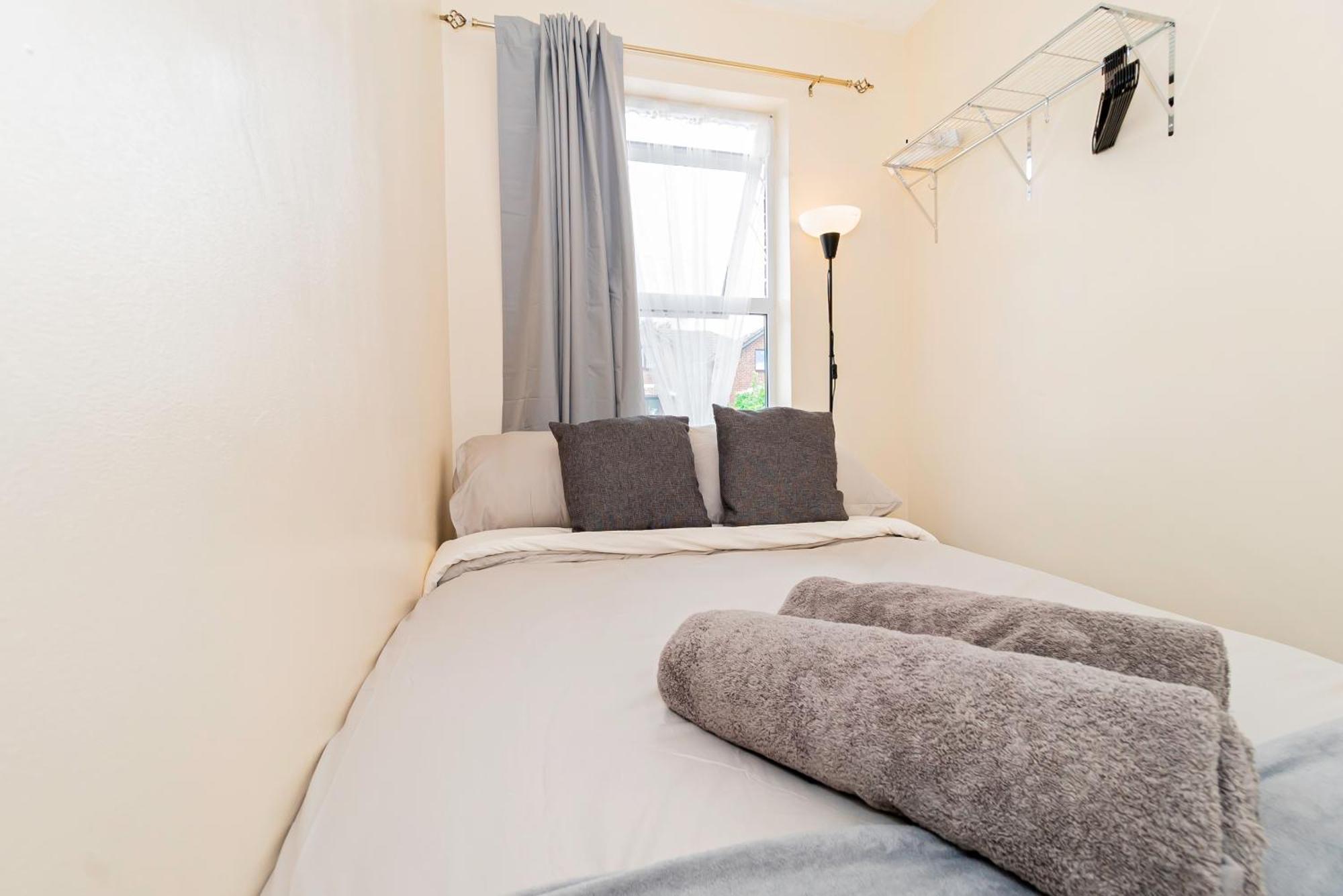 Shirley House 5, Guest House, Self Catering, Self Check In With Smart Locks, Use Of Fully Equipped Kitchen, Close To City Centre, Ideal For Longer Stays And Fawley Contractors Southampton Bagian luar foto