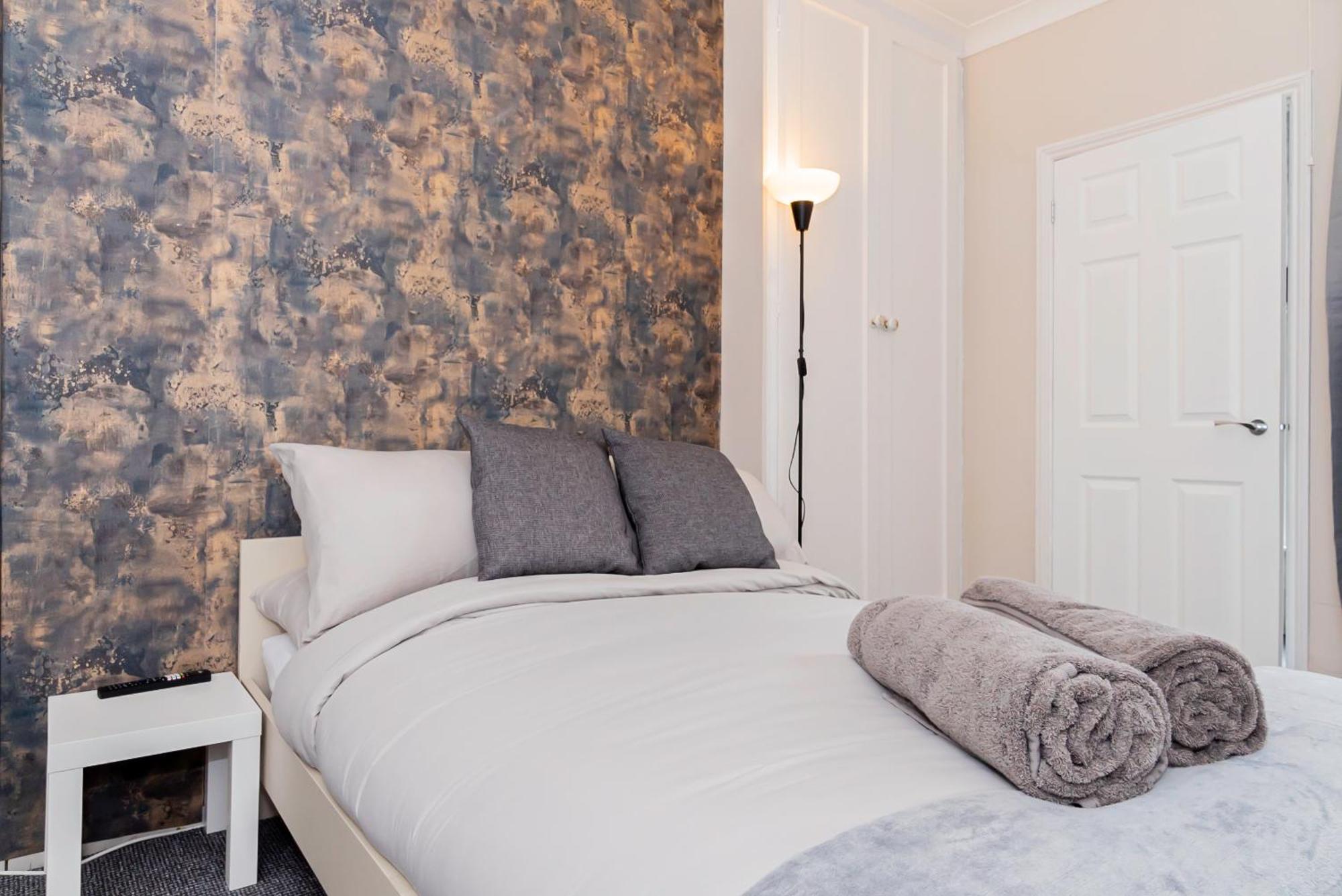 Shirley House 5, Guest House, Self Catering, Self Check In With Smart Locks, Use Of Fully Equipped Kitchen, Close To City Centre, Ideal For Longer Stays And Fawley Contractors Southampton Bagian luar foto