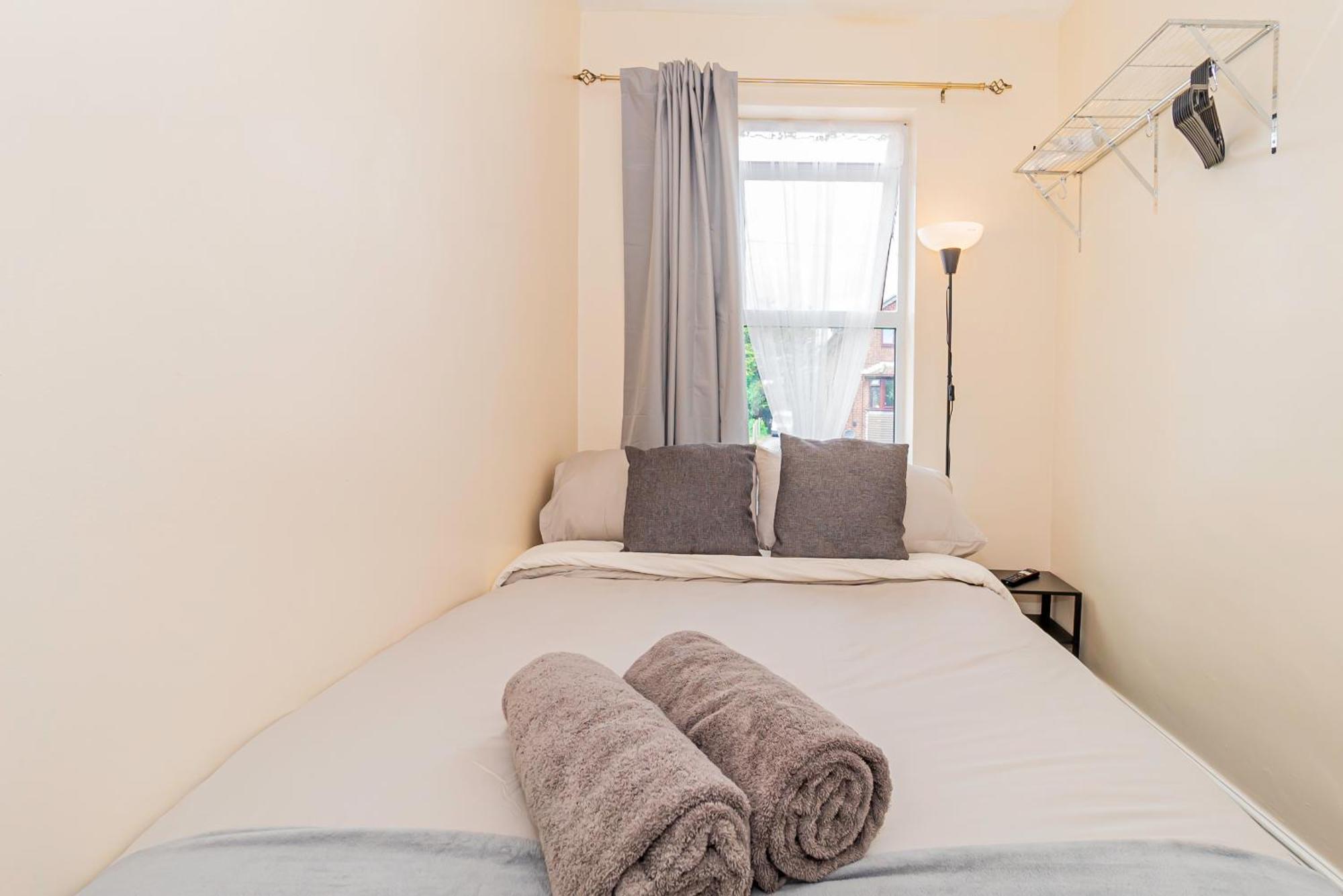 Shirley House 5, Guest House, Self Catering, Self Check In With Smart Locks, Use Of Fully Equipped Kitchen, Close To City Centre, Ideal For Longer Stays And Fawley Contractors Southampton Bagian luar foto