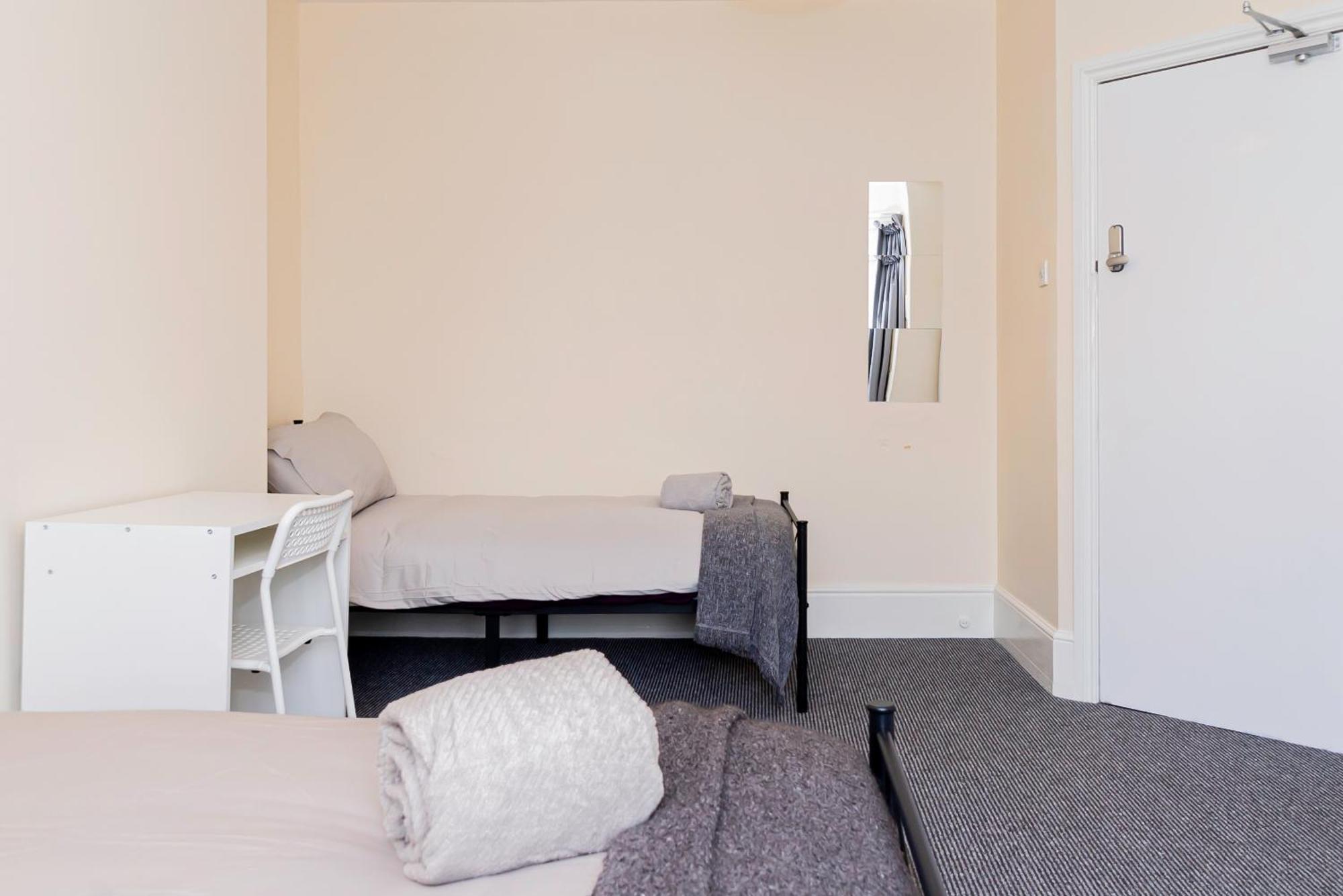 Shirley House 5, Guest House, Self Catering, Self Check In With Smart Locks, Use Of Fully Equipped Kitchen, Close To City Centre, Ideal For Longer Stays And Fawley Contractors Southampton Bagian luar foto